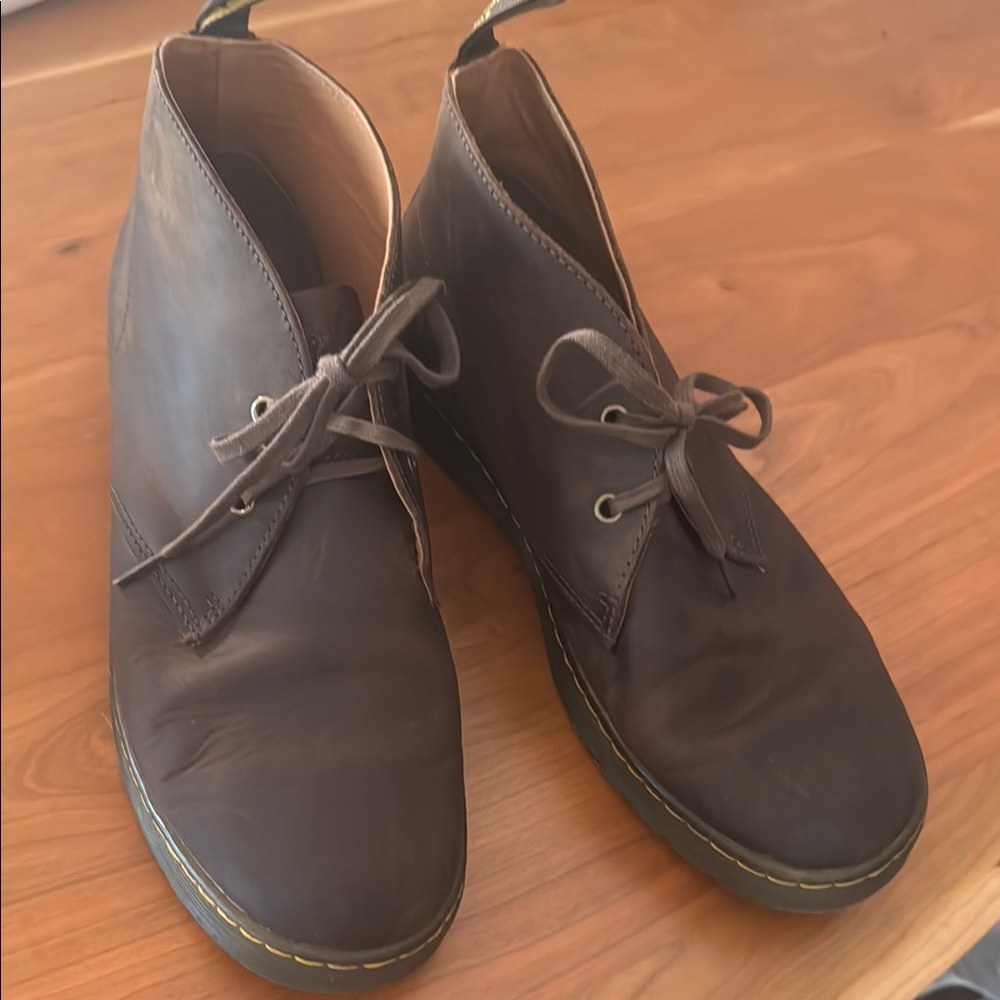 Dr. Martens Men's Dark Brown Leather Chukka Boots